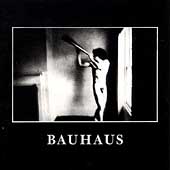 Disco de Bauhaus: “In The Flat Field”